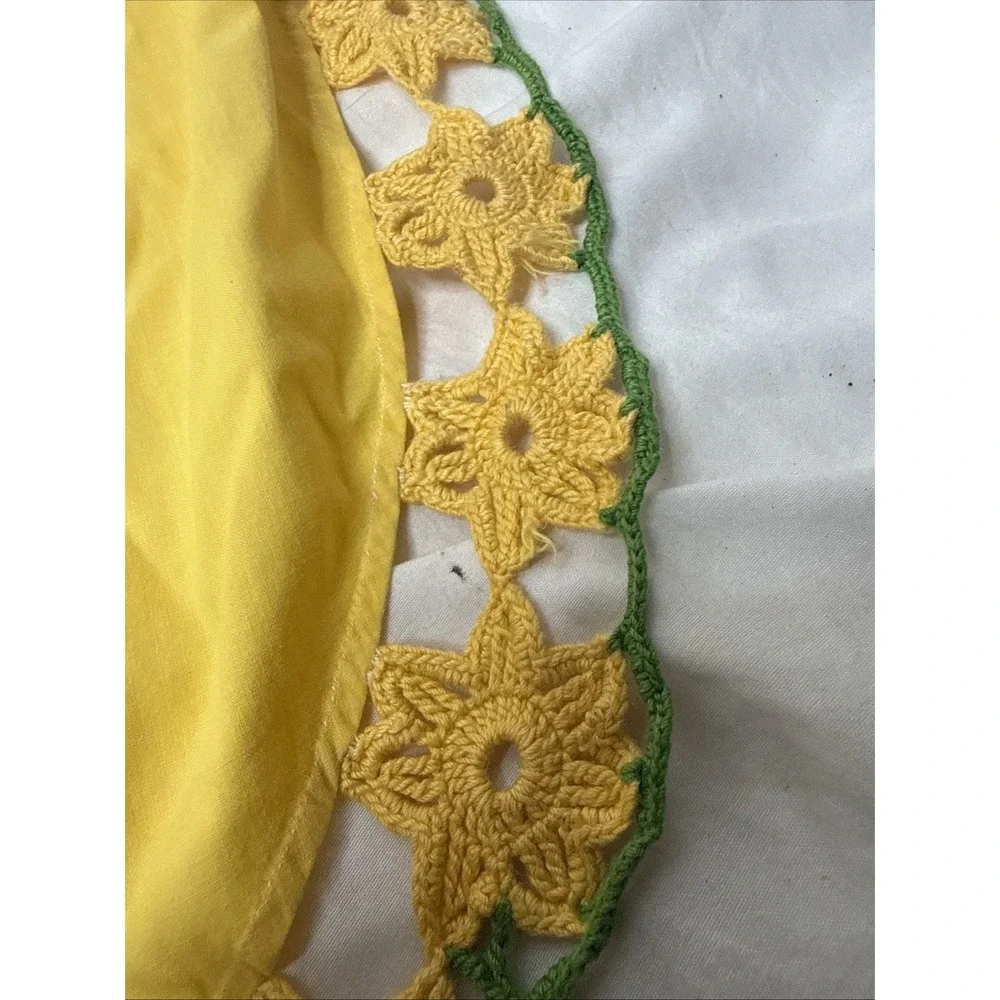 Vintage Sunshine Half Apron Yellow Crochet Floral Apron Pocket Retro MadMen Wife